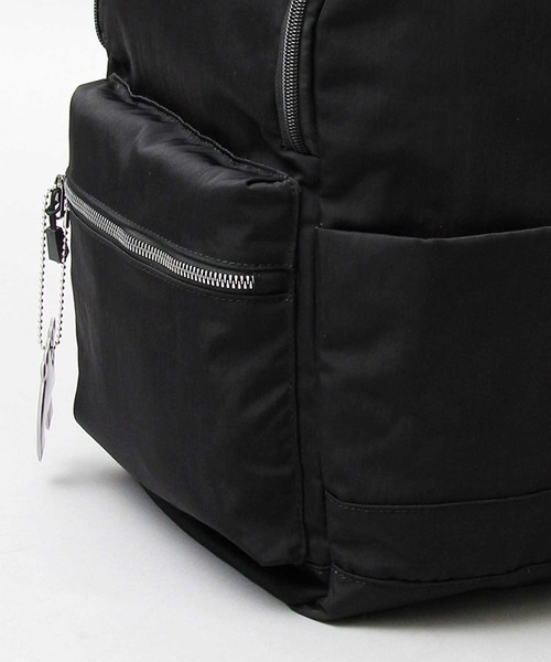 moz（モズ）の「moz / モズ / シワ加工ナイロン / DAILYシリーズ / バックパック / リュック / 大きめ / 大容量 / ZZNL-06（バックパック/リュック・レディース・ブラック・FREE）」の3枚目の写真