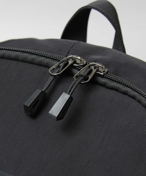 moz（モズ）の「moz / モズ / シワ加工ナイロン / DAILYシリーズ / バックパック / リュック / 大きめ / 大容量 / ZZNL-06（バックパック/リュック・レディース・ブラック・FREE）」の9枚目の写真