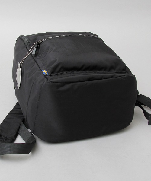 moz（モズ）の「moz / モズ / シワ加工ナイロン / DAILYシリーズ / バックパック / リュック / 大きめ / 大容量 / ZZNL-06（バックパック/リュック・レディース・ブラック・FREE）」の4枚目の写真