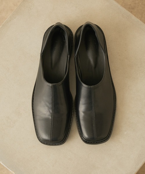 Lui's(ルイス)の「センターステッチ2WAYシューズ(パンプス・レディース・ブラック・23.5cm/24.5cm)」の9枚目の写真