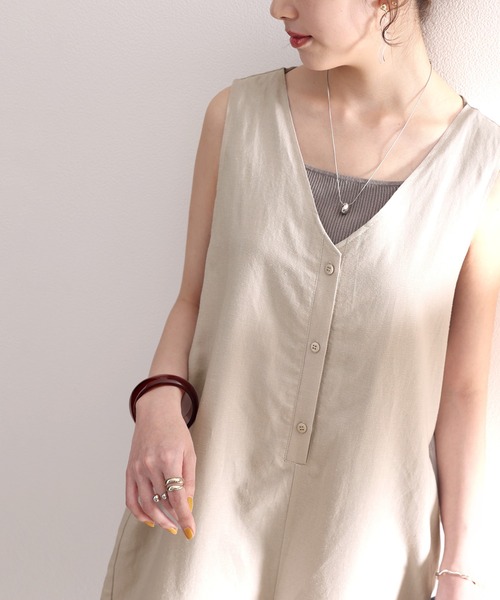 classicalelf（クラシカルエルフ）の「リネンブレンドイージーオールインワン（サロペット/オーバーオール・レディース・チャコールグレー/ブラック/グレイッシュベージュ・MEDIUM/X-LARGE/SMALL/LARGE）」の9枚目の写真