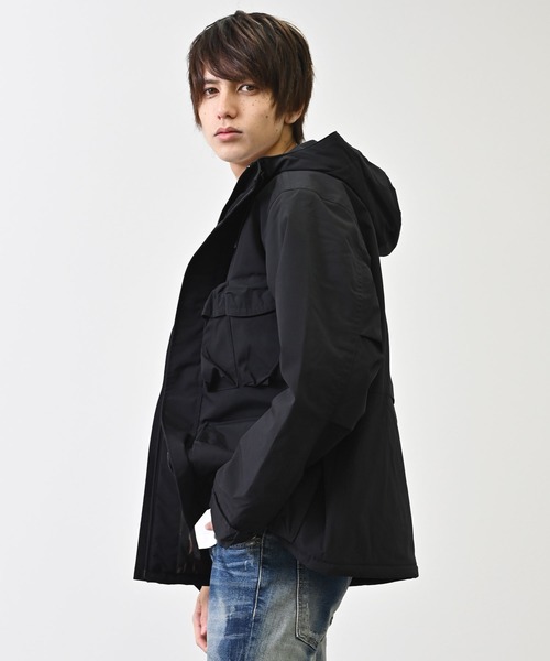 Carhartt WIP（カーハートダブリューアイピー）の「Carhartt WIP(カーハート ワークインプログレス) KILDA JACKET ジャケット（マウンテンパーカー・メンズ・ブラック/グリーン・M/L）」の4枚目の写真