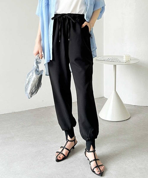 GeeRA（ジーラ）の「楽ちんストレッチきれい見えジョガーパンツ（その他パンツ・レディース・ブラック/ブルー/モカ・MEDIUM/LARGE/X-LARGE）」の2枚目の写真