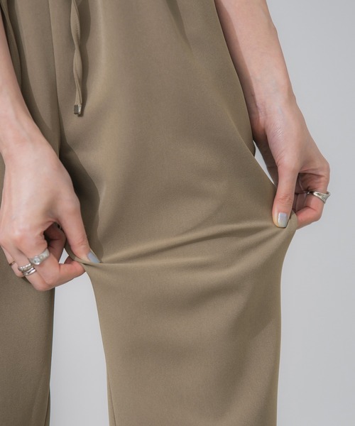 GeeRA（ジーラ）の「楽ちんストレッチきれい見えジョガーパンツ（その他パンツ・レディース・ブラック/ブルー/モカ・MEDIUM/LARGE/X-LARGE）」の9枚目の写真