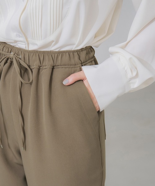 GeeRA（ジーラ）の「楽ちんストレッチきれい見えジョガーパンツ（その他パンツ・レディース・ブラック/ブルー/モカ・MEDIUM/LARGE/X-LARGE）」の11枚目の写真