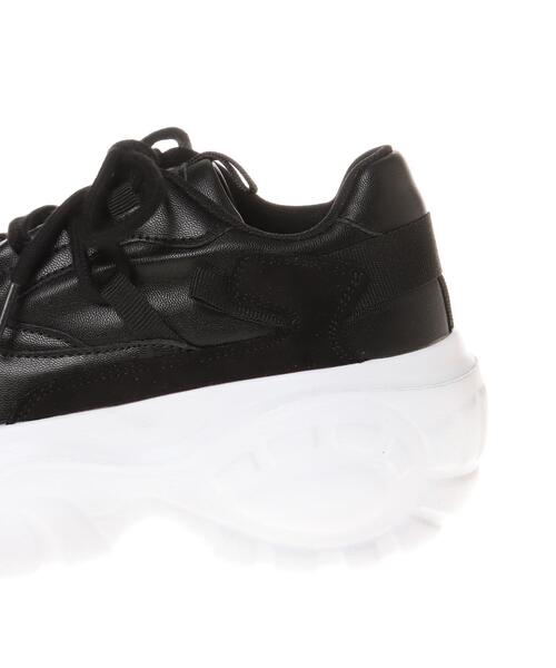 INGNI(イング)の「配色ボリュームソールスニーカー(スニーカー・レディース・ホワイト×グレー/ブラック×ホワイト・M/L)」の8枚目の写真