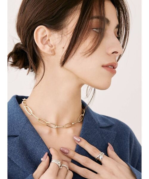 EVRIS(エヴリス)の「LINEAR SHAPE ネックレス(ネックレス・レディース・シルバー/ゴールド・FREE)」の2枚目の写真