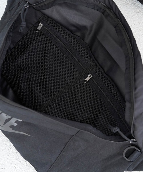 NIKE（ナイキ）の「【NIKE/ナイキ】Tech Hip Pack（ボディバッグ/ウエストポーチ・レディース・ブラック/ホワイト系その他・FREE）」の18枚目の写真