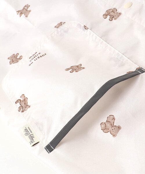 apres les cours（アプレレクール）の「BOY'Sランドコート(くまモチーフ柄・虹柄)（レインコート/ポンチョ・キッズ・ベージュ/アイボリー・110/120/130/100）」の13枚目の写真