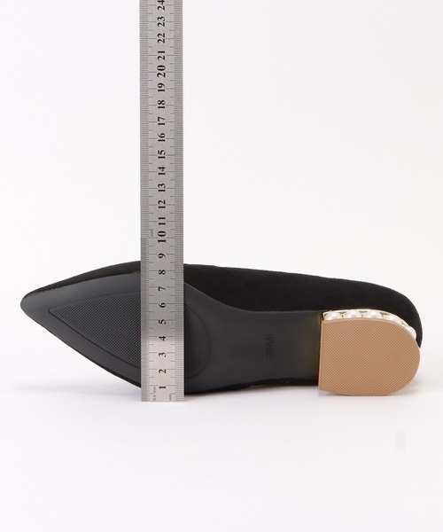 Lace Ladies（レースレディース）の「パールヒールポインテッドローヒールパンプス（パンプス・レディース・ブラック/ピンク/アイボリー・23/24/22.5/24.5/23.5）」の5枚目の写真