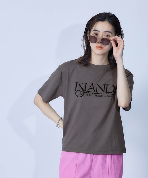 ROPE'（ロペ）の「アイランドTシャツ（Tシャツ/カットソー・レディース・ホワイト/チャコールグレー/カーキ/ブルー系その他6・38）」の3枚目の写真