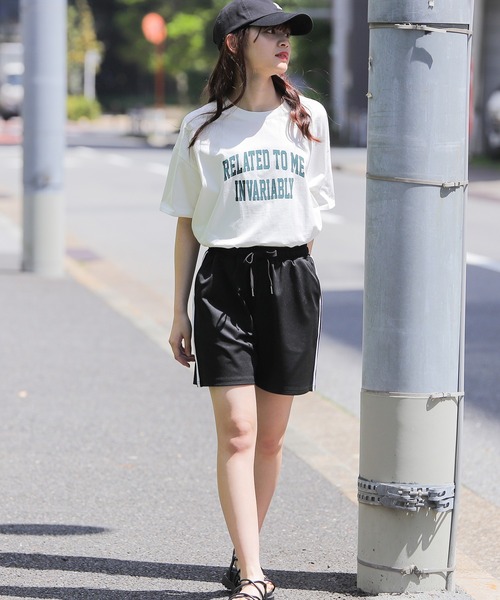 Honeys（ハニーズ）の「ライン入りショートパンツ（スウェットパンツ