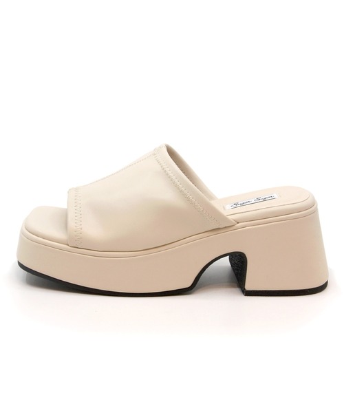 Sugar Sugar（シュガーシュガー）の「【SUGAR SUGAR シュガーシュガー】スクエアトゥバルキーヒールサンダル（サンダル・レディース・ブラック/イエロー/アイボリー/グリーン・S/M/L/LL）」の5枚目の写真