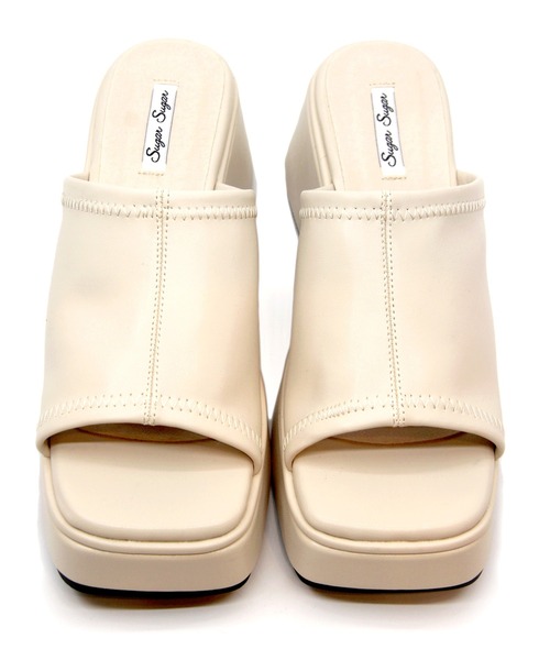 Sugar Sugar（シュガーシュガー）の「【SUGAR SUGAR シュガーシュガー】スクエアトゥバルキーヒールサンダル（サンダル・レディース・ブラック/イエロー/アイボリー/グリーン・S/M/L/LL）」の9枚目の写真