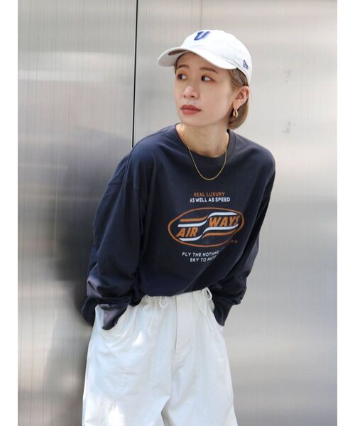 Ungrid(アングリッド)の「ロゴロングスリーブTee(Tシャツ/カットソー・レディース・チャコールグレー/オフホワイト/ピンク/グリーン・FREE)」の18枚目の写真