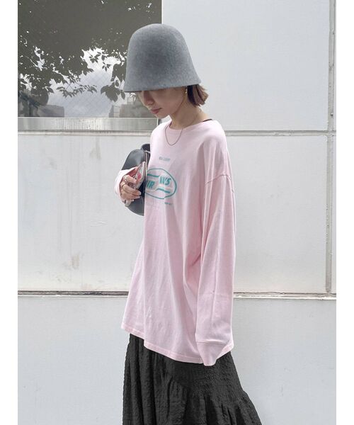 Ungrid(アングリッド)の「ロゴロングスリーブTee(Tシャツ/カットソー・レディース・チャコールグレー/オフホワイト/ピンク/グリーン・FREE)」の4枚目の写真