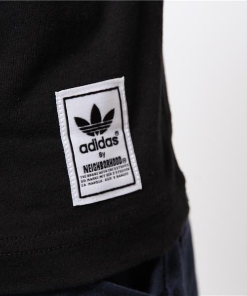adidas Originals（アディダスオリジナルス）の「メンズ アディダス ネイバーフッド Tシャツ adidas NH SSL TEE2（Tシャツ/カットソー・メンズ・ホワイト/ブラック・MEDIUM/LARGE/X-LARGE/SMALL）」の5枚目の写真
