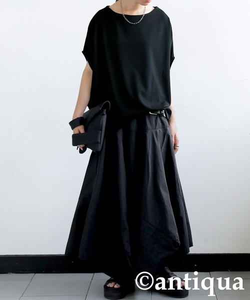 antiqua(アンティカ)の「変形ボートネックトップス(Tシャツ/カットソー・レディース・ダークカーキ/ブラック/パープル/オフホワイト・FREE)」の14枚目の写真