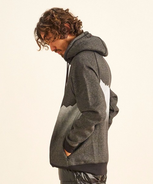 NANGA（ナンガ）の「ECO HYBRID RIDGE LINE PRINT SWEAT HOODIE / エコハイブリッドリッジラインプリントスウェットフーディー（パーカー・メンズ・ホワイト/ブラック・S/M/L/XL）」の7枚目の写真