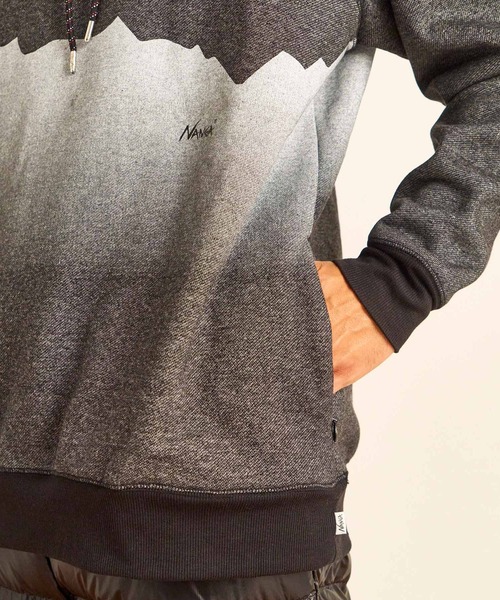 NANGA（ナンガ）の「ECO HYBRID RIDGE LINE PRINT SWEAT HOODIE / エコハイブリッドリッジラインプリントスウェットフーディー（パーカー・メンズ・ホワイト/ブラック・S/M/L/XL）」の8枚目の写真