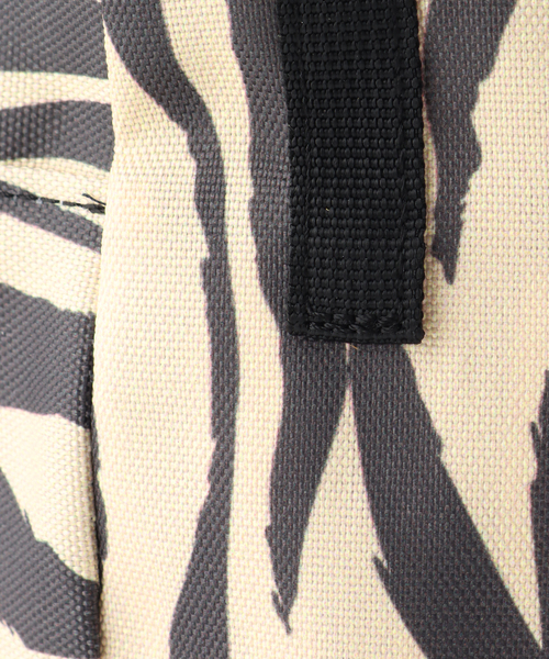 U by SPICK&SPAN(ユーバイスピックアンドスパン)の「【Drifter/ドリフター】SQUARE MINI BAG(ショルダーバッグ・レディース・ブルー/アイボリー・FREE)」の12枚目の写真