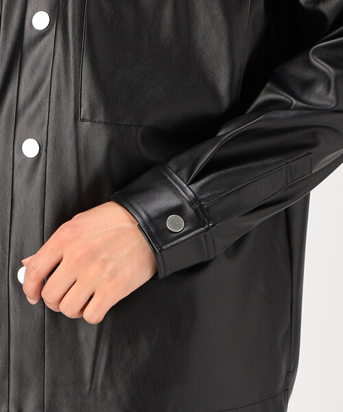 COMME CA ISM(コムサイズム)の「フェイクレザー シャツ(シャツ/ブラウス・メンズ・ブラック・MEDIUM/LARGE)」の10枚目の写真
