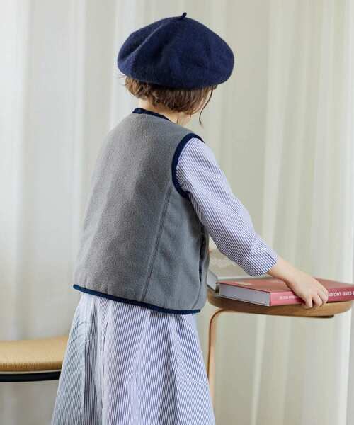 URBAN RESEARCH DOORS（アーバンリサーチドアーズ）の「『WEB/一部店舗限定サイズ』リバーシブルキルトベスト(KIDS)（その他アウター・キッズ・ネイビー/キャメル・105/150/120/135）」の4枚目の写真