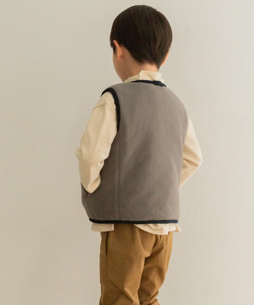 URBAN RESEARCH DOORS（アーバンリサーチドアーズ）の「『WEB/一部店舗限定サイズ』リバーシブルキルトベスト(KIDS)（その他アウター・キッズ・ネイビー/キャメル・105/150/120/135）」の10枚目の写真