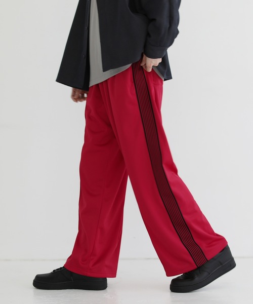 ASTRONOMY（アストロノミー）の「サイドラインワイドトラックパンツ（その他パンツ・メンズ・ブラック/ベージュ/ブラウン/グレー/レッド/ブルー・S/M/L/XL）」の6枚目の写真