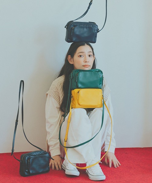 studio CLIP（スタディオクリップ）の「《阿久津ゆりえさんコラボ》お出掛けショルダーバッグ（ショルダーバッグ・レディース・ブラック/グリーン/ネイビー/イエロー・FREE）」の5枚目の写真