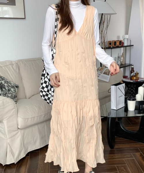 ECLIN(エクラン)の「ワッシャーシフォンキャミソールワンピース(ワンピース・レディース・ホワイト/ブラック/ベージュ・M/L)」の14枚目の写真