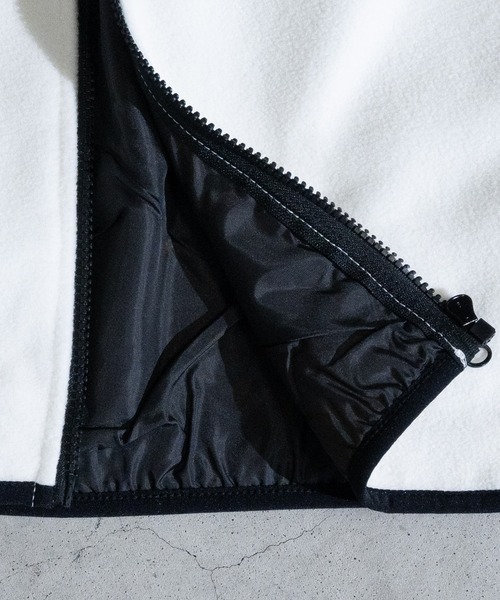 Limited Line Naive Magic（リミテッドラインナイーブマジック）の「【a】フリース フロントワッペン ZIPベスト（その他アウター・メンズ・グリーン/オレンジ/アイボリー/ブラック/ブルー・MEDIUM/LARGE/X-LARGE）」の11枚目の写真