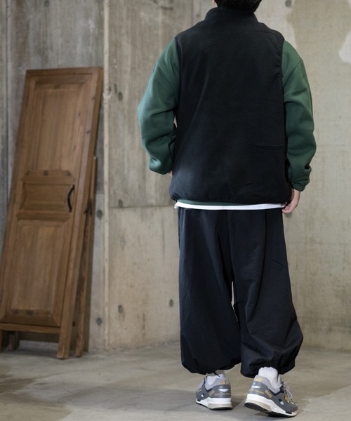 Limited Line Naive Magic（リミテッドラインナイーブマジック）の「【a】フリース フロントワッペン ZIPベスト（その他アウター・メンズ・グリーン/オレンジ/アイボリー/ブラック/ブルー・MEDIUM/LARGE/X-LARGE）」の22枚目の写真