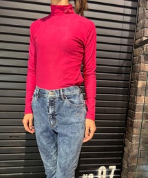 TARTLENECK LS TEE CRY