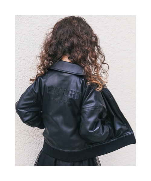 BeBe（ベベ）の「BeBe/レザーバックロゴ刺繍ブルゾン(100~150cm)（ブルゾン・キッズ・ブラック・120/150/140/100/130/110）」の8枚目の写真