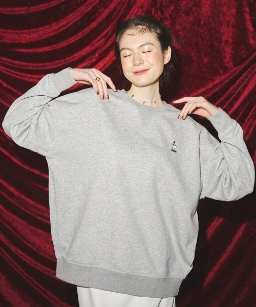MIRO AMURETTE（ミロアミュレット）の「niwatori over sweat/刺繍入りオーバースウェット（スウェット・レディース・グレー・FREE）」の8枚目の写真