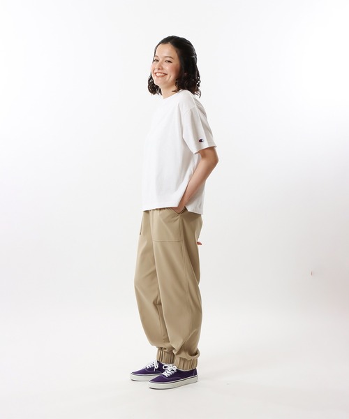Champion(チャンピオン)の「【Champion/チャンピオン】レディース ショートスリーブTシャツ(Tシャツ/カットソー・レディース・ホワイト/ブラック系その他・MEDIUM/LARGE)」の3枚目の写真
