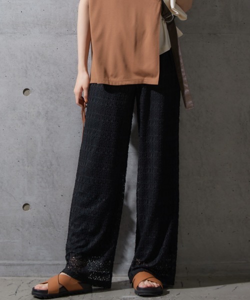 miclat（ミクラ）の「大きいサイズ　レースカットソーワイドパンツ　miclat（その他パンツ・レディース・ブラック/アイボリー・LL/L/3L/5L/4L）」の2枚目の写真