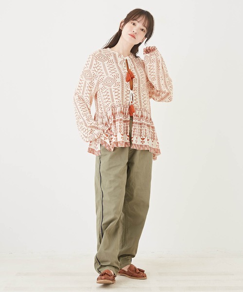 CUBE SUGAR(キューブシュガー)の「綿ツイルイージーパンツ(その他パンツ・レディース・カーキ/ブラウン/ベージュ・M)」の16枚目の写真