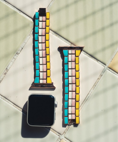 zandy(ズィーアンドワイ)の「zandy /ズィー・アンド・ワイ Apple Watch【カラーフルチェーンバンド】 アップルウォッチバンド チェーンベルト // chain1(デジタル腕時計・レディース・エメラルド/ライトブルー/ブラック×ホワイト・S/M)」の11枚目の写真