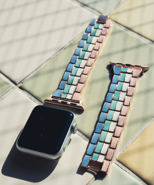 zandy(ズィーアンドワイ)の「zandy /ズィー・アンド・ワイ Apple Watch【カラーフルチェーンバンド】 アップルウォッチバンド チェーンベルト // chain1(デジタル腕時計・レディース・エメラルド/ライトブルー/ブラック×ホワイト・S/M)」の12枚目の写真