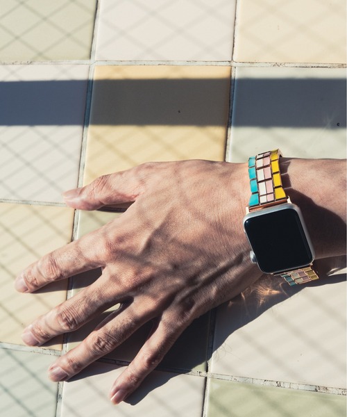zandy(ズィーアンドワイ)の「zandy /ズィー・アンド・ワイ Apple Watch【カラーフルチェーンバンド】 アップルウォッチバンド チェーンベルト // chain1(デジタル腕時計・レディース・エメラルド/ライトブルー/ブラック×ホワイト・S/M)」の13枚目の写真