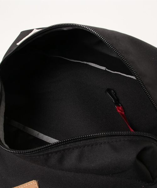 THE NORTH FACE（ザノースフェイス）の「THE NORTH FACE/ザ・ノース・フェイス/K BERKELEY/キッズ バークレイ/KIDS/ｷｯｽﾞ/NMJ71751/K BERKELEY（バックパック/リュック・キッズ・ブラック/ネイビー/イエロー・FREE）」の5枚目の写真