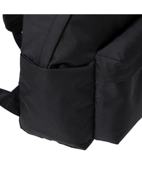 Manhattan Portage BLACK LABEL(マンハッタンポーテージ ブラックレーベル)の「STUYTOWN BACKPACK CORDURA 305P(バックパック/リュック・メンズ・ブラック・MEDIUM)」の7枚目の写真