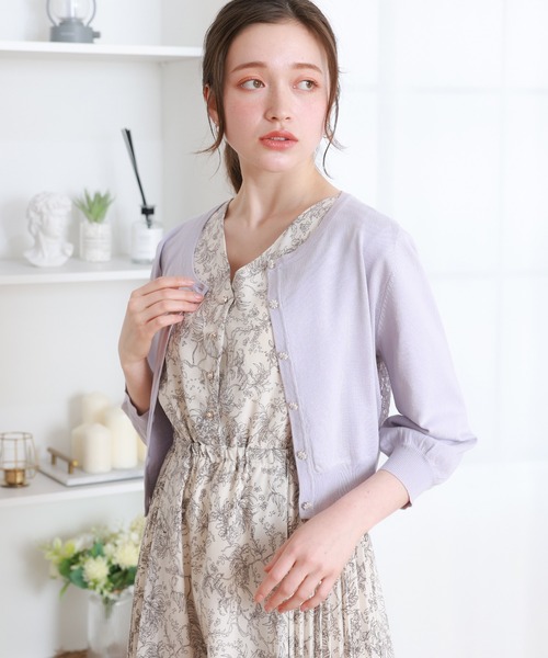 ASTORIA ODIER（アストリアオディール）の「バックレースショートニットカーディガン（カーディガン/ボレロ・レディース・ブラック/ラベンダー/ホワイト/ネイビー/ブラウン・LARGE/MEDIUM/SMALL）」の10枚目の写真