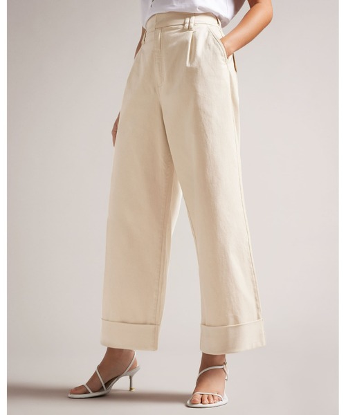 Ted Baker（テッドベーカー）の「STEVIEY ワイドレッグ クロップド パンツ（スラックス・レディース・ダークネイビー/ベージュ系その他2・0/1/2/3）」の2枚目の写真