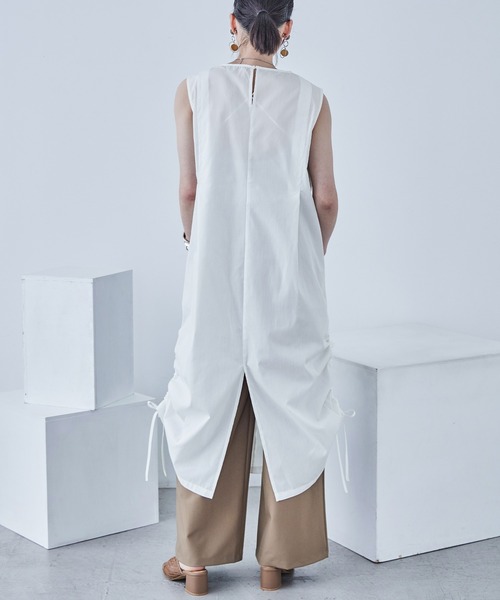 Fashion Letter（ファッションレター）の「サイドシャーリング ノースリーブワンピース（ワンピース・レディース・オフホワイト/イエロー/ブラック・M）」の8枚目の写真