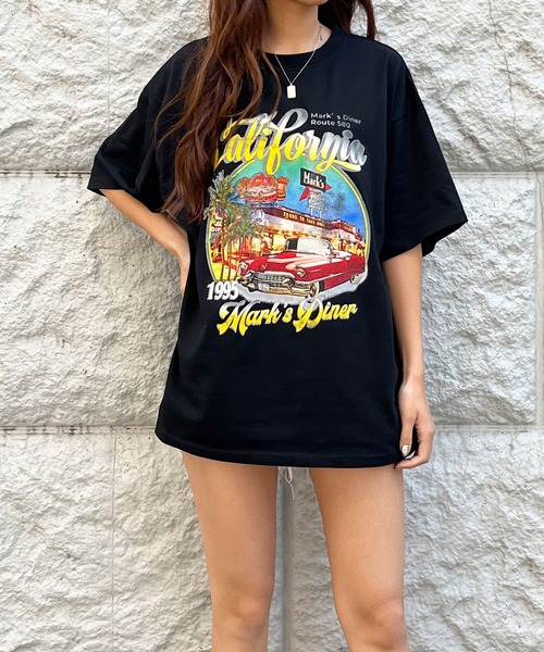 GLAMOROUS JANE(グラマラスジェーン)の「ヴィンテージ風カレッジプリントTシャツ(Tシャツ/カットソー・レディース・オフホワイト/チャコールグレー/ブラック/杢グレー・FREE)」の3枚目の写真