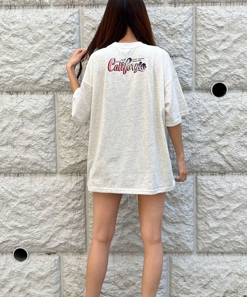 GLAMOROUS JANE(グラマラスジェーン)の「ヴィンテージ風カレッジプリントTシャツ(Tシャツ/カットソー・レディース・オフホワイト/チャコールグレー/ブラック/杢グレー・FREE)」の9枚目の写真