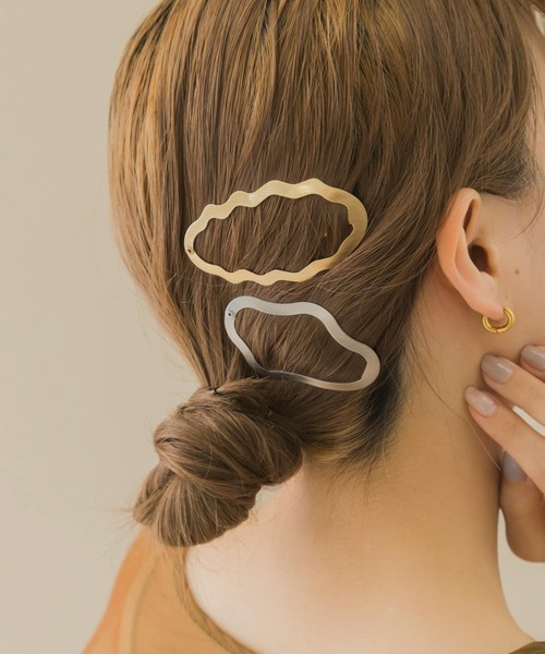 SMELLY(スメリー)の「メタルウェーブ2セットピン(ヘアピン・レディース・ゴールド系その他・-)」の1枚目の写真
